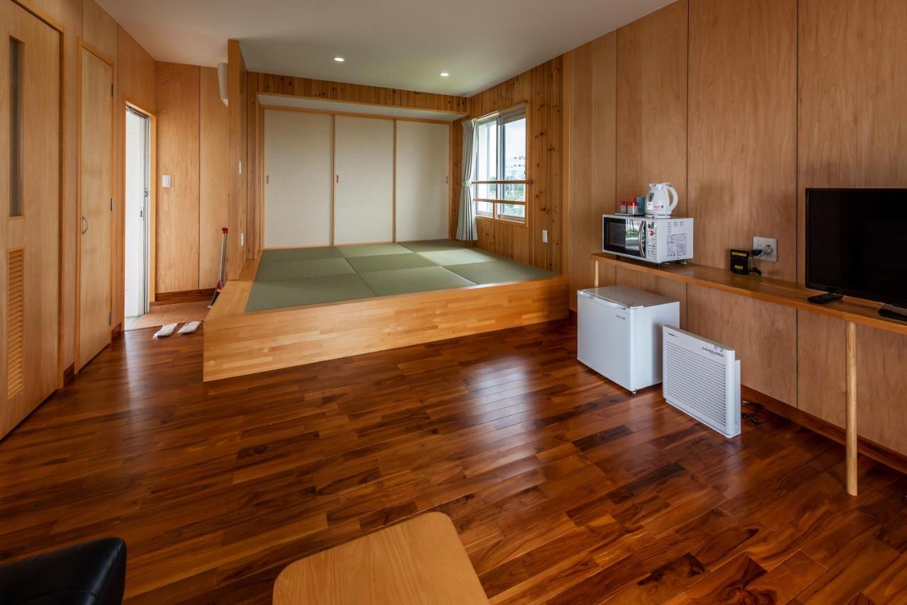 Guest House Kawamitsu Miyakojima  Esterno foto