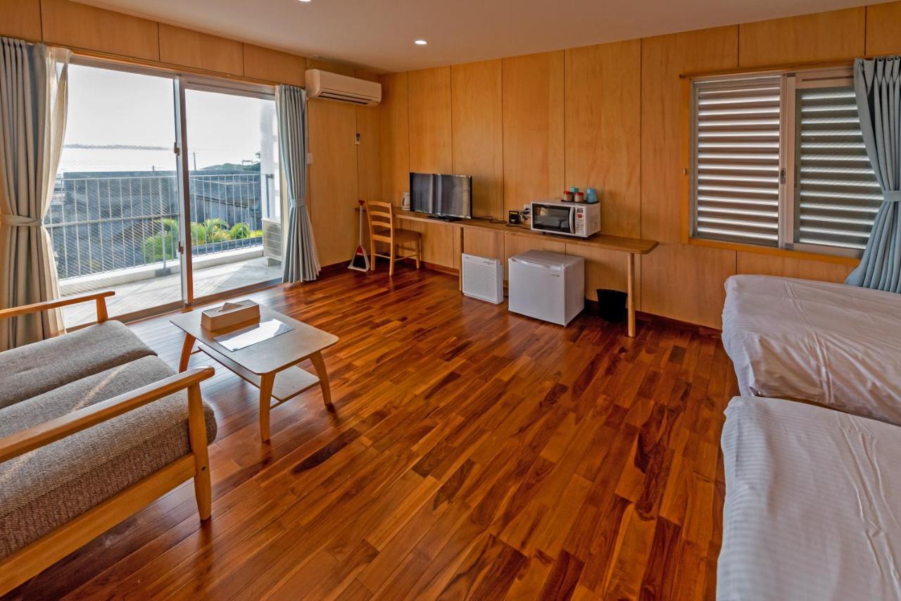 Guest House Kawamitsu Miyakojima  Esterno foto